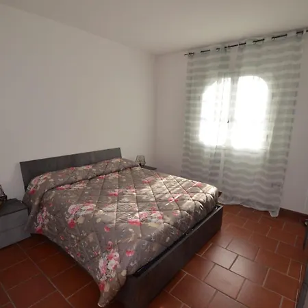 Holiday home Rosy *